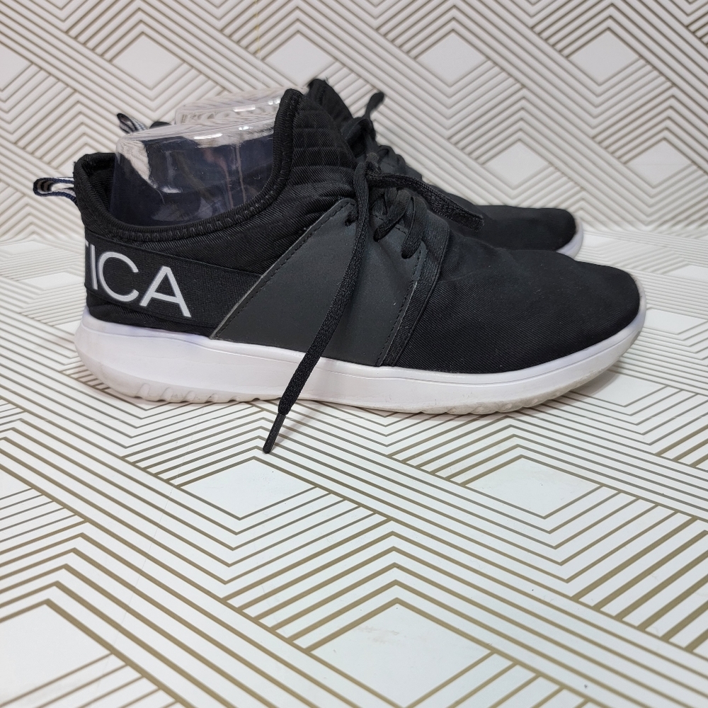 Nautica Kappil Women's Size 7.5 Black White Logo Slip on Comfort Sneakers Laces. - Picture 3 of 9